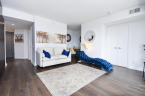 Yorkville luxury suite Downtown Toronto